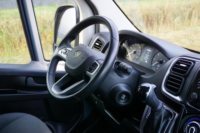 Peugeot BOXER 2.2 BlueHDi 180 L4H3 3.5t Zwaar Automaat |In Topstaat |1e eigenaar |Camera |Cruise |Stoelverwarming |Standkachel |2e airbag |180 pk |Airco |Keyless