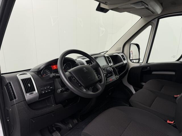 Peugeot BOXER 140PK L3H2 | Multimedia | Camera | Airco | 3-Zits | Betimmering