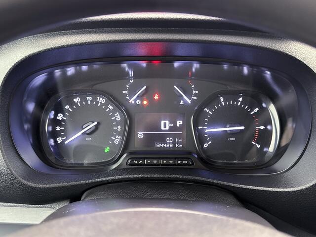 Peugeot EXPERT 2.0 BlueHDI 180 Standard Asphalt Trekhaak Navigatie Achteruitrijcamera Cruise Control