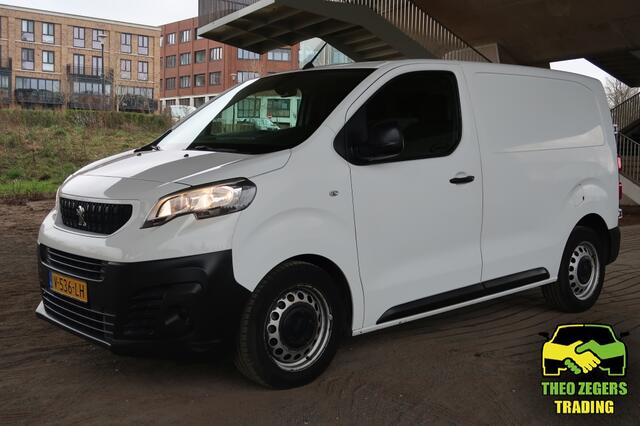 Peugeot EXPERT 226C1.6BlueHDI115Premium, Navi