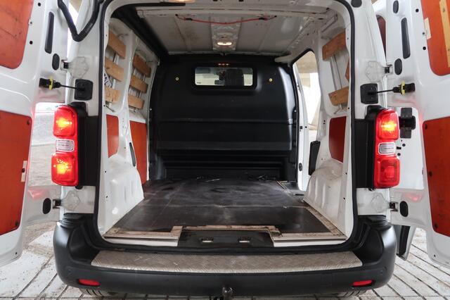 Peugeot EXPERT 226C1.6BlueHDI115Premium, Navi