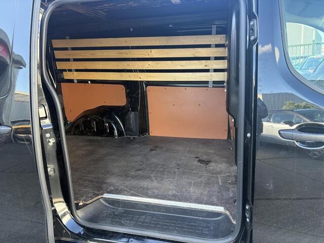 Peugeot EXPERT 2.0 BlueHDI 145 Standard Premium