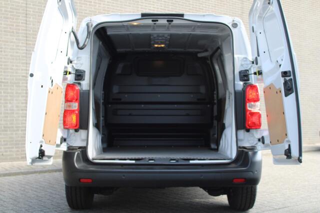 Peugeot EXPERT 2.0 BlueHDi 145PK L2 Navigatie, Camera Achter, Airconditioning, Audio, Cruise Control, Audio DAB Gereserveerd !!