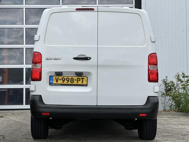 Peugeot EXPERT 231L 2.0 BlueHDI 120 Premium | Export | Bluetooth | Dodehoekdetectie | Cruise Control | Navigatie | Lichtmetalen velgen 17" | PDC voor en achter | Dealer onderhouden!