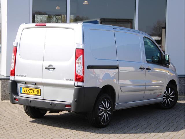 Peugeot EXPERT 227 1.6 HDI L1H1 Navteq 2, 3 Zitplaatsen Trekhaak, Navigatie, Cruise Control, Bluetooth, Airco