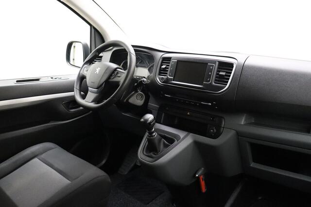 Peugeot EXPERT 2.0 HDI 150 DC Premium | Dubbele Schuifdeur | Luxe uitvoering | Navigatie | Trekhaak | Achteruitrijcamera | 5 persoons