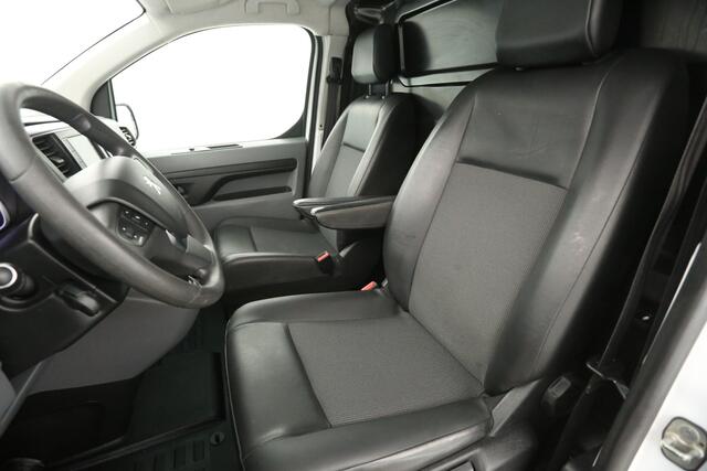 Peugeot EXPERT 226C 1.6 BlueHDI L1H1 Airco Carplay Cruise Navigatie PDC Imperiaal Elektrpakket