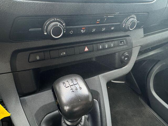 Peugeot EXPERT 2.0 BlueHDI 123PK L2 Premium / 2xSchuifdeur / trekhaak / Airco / Euro6 / Apk - nieuw