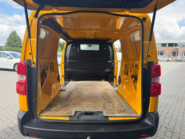 Peugeot EXPERT 2.0 BlueHDI 123PK L2 Premium / 2xSchuifdeur / trekhaak / Airco / Euro6 / Apk - nieuw