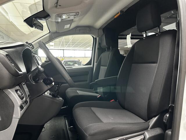 Peugeot EXPERT 231S 2.0 BlueHDI 120 Premium/ Trekhaak/ Zij-Schuifdeur rechts/ Airco/ Cruise/ Elek. pakket/ Bluetooth/ Armsteun/ Mistl./ PDC V+A.