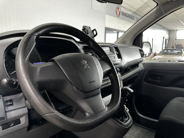 Peugeot EXPERT 231S 2.0 BlueHDI 120 Premium/ Trekhaak/ Zij-Schuifdeur rechts/ Airco/ Cruise/ Elek. pakket/ Bluetooth/ Armsteun/ Mistl./ PDC V+A.