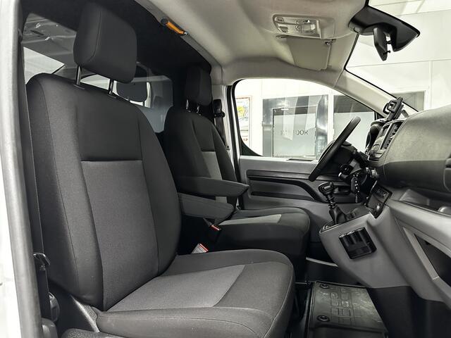 Peugeot EXPERT 231S 2.0 BlueHDI 120 Premium/ Trekhaak/ Zij-Schuifdeur rechts/ Airco/ Cruise/ Elek. pakket/ Bluetooth/ Armsteun/ Mistl./ PDC V+A.