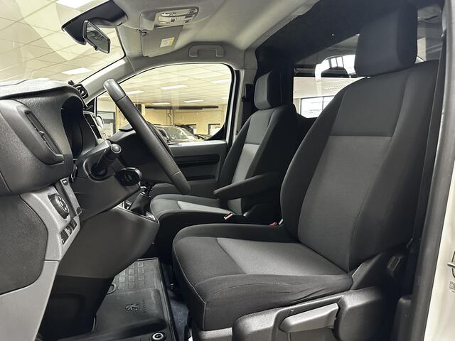 Peugeot EXPERT 231S 2.0 BlueHDI 120 Premium/ Zij-Schuifdeur rechts/ Trekhaak/ Extra getint glas/ Airco/ Cruise/ Elek. pakket/ Isofix/ Bluetooth/ Armsteun/ AUX & USB/ PDC V+A/ Dagrijverl.