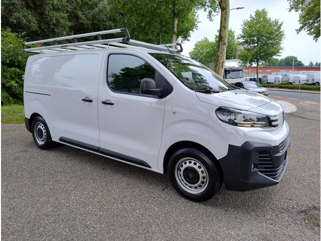 Peugeot EXPERT L2 1.5 BlueHDi 120pk | NAVI | Multimedia | Apple Carplay / Android Auto | Parkeersensoren achter | Achteruitrijcamera | Elektrisch inklapbare spiegels | Licht- en regensensor | Mistlampen | Bestuurdersstoel comfort | Bank voorpassagiers | Q-Tech Imperiaal