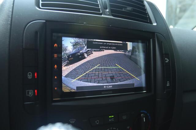 Peugeot EXPERT 229 2.0 HDI 128 PK L2H1*MARGE!*+ DRAADLOZE CARPLAY | 19 INCH | CAMERA | TREKHAAK 2000 KG | CRUISE CONTROL