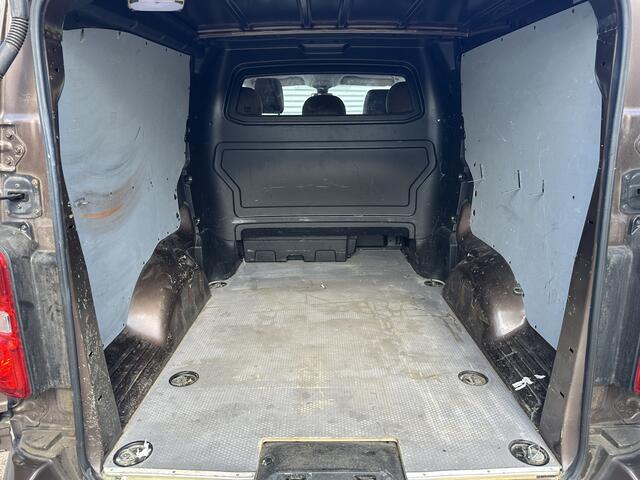 Peugeot EXPERT 231L 2.0 BlueHDI 180 DC Premium Pack | Nieuw Binnen! | Automaat | Leder | Trekhaak