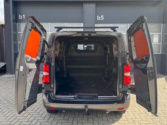 Peugeot EXPERT 231S L2H1 2.0 BLUEHDI 180PK Automaat / Navi / Trekhaak / Stoelverwarming