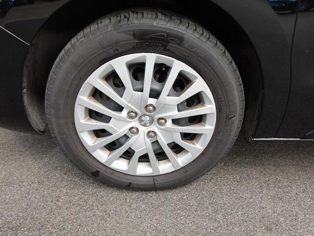 Peugeot EXPERT 2.0 BlueHDI 145 PK Automaat L3 | Navigatie | Cruise Control | Airco | Trekhaak | Betimmering | Led | Bumpers in kleur