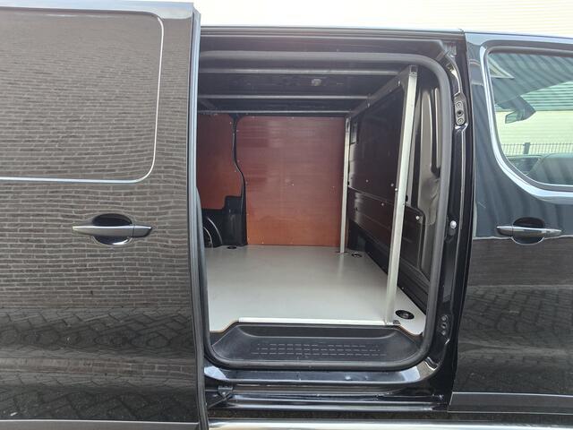 Peugeot EXPERT 231S 2.0 BlueHDI 120 Premium Pack 3 ZITPLAATSEN SIDEBARS INGERICHT VOOR HANGEND CONFECTIEVERVOER LICHTMETALEN VELGEN NAVI AIRCO CRUISE