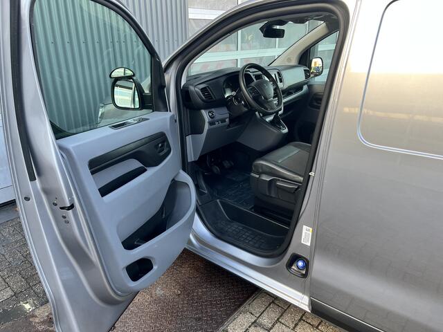 Peugeot EXPERT 1.5 BlueHDI Marge BTW en BPM vrij!! Airco Cruise controle Navigatiesysteem 2-Persoons Parkeerhulp achter Apple carplay 1e eigenaar Euro 6 Bpm en Btw vrij voor particulier gebruik !!