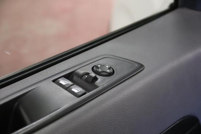 Peugeot EXPERT 226C 1.6 BlueHDI 95 Premium