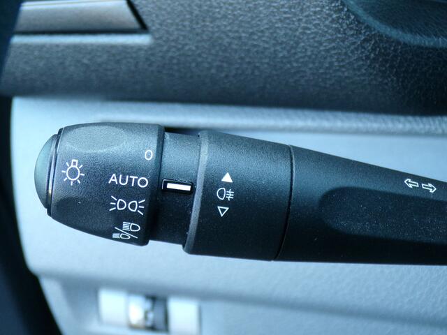 Peugeot EXPERT 2.0 120 Standard Premium, Trekhaak / Imperiaal / Carplay + Android Auto / Cruise control / Airco