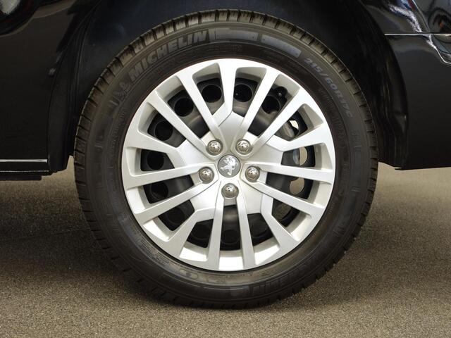 Peugeot EXPERT 2.0 Hdi 180PK Peugeot Expert 2.0 Hdi Automaat Dubbele Cabine Navigatie Parkeersensoren Clima Control Trekhaak