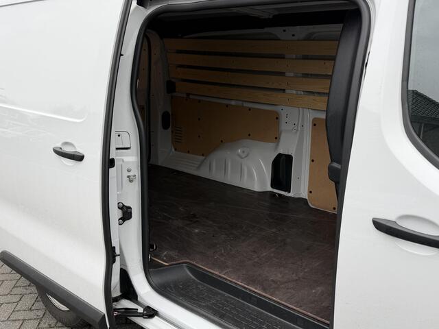 Peugeot EXPERT 1.5 BlueHDI 100PK S&S L3 Navigatie, Achteruitrijcamera, Parkeersensoren Achter, Bluetooth, Apple Carplay, Android Auto