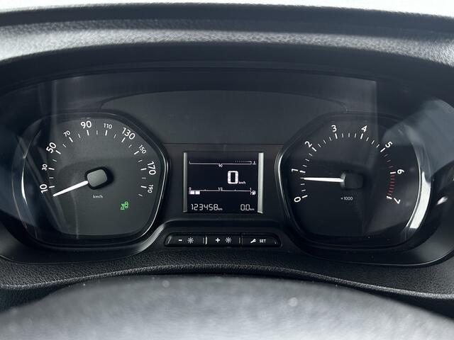 Peugeot EXPERT 2.0 HDI 123 PK / L2H1 / 1e EIG. / TREKHAAK / AIRCO / CRUISE / BLUETOOTH / PDC