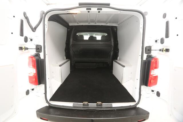 Peugeot EXPERT 2.0 BlueHDI L3H1 | DC | 6 Zits | Airco | Cruise | Camera | Trekhaak | Carplay | Imperiaal | Navi