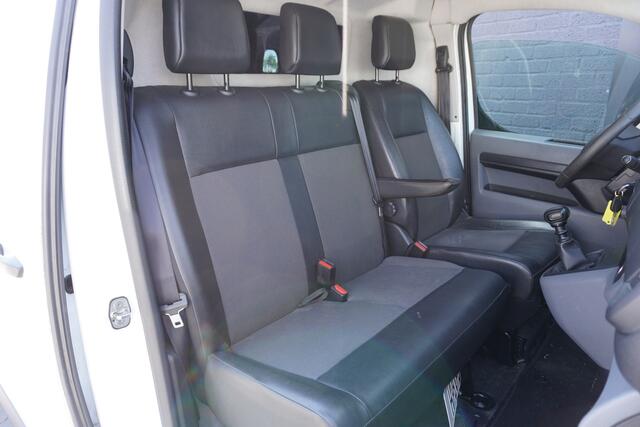 Peugeot EXPERT 1.5 BlueHDI EURO 6 - Airco - Cruise - PDC - ¤ 10.950,- Excl.