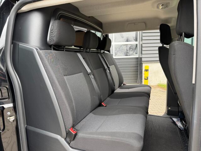 Peugeot EXPERT 2.0 BlueHDI 180PK autom 99dkm, laadlift â¬270pm