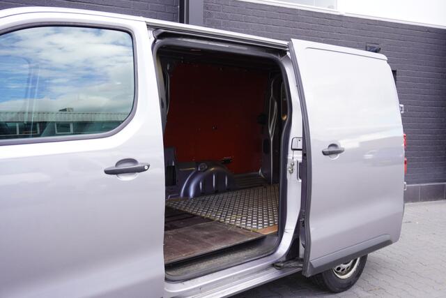 Peugeot EXPERT 2.0 BlueHDI 122 PK L3 2x Schuifdeur EURO 6 - Airco - Navi - Cruise - Camera - ¤ 13.900,- Excl.