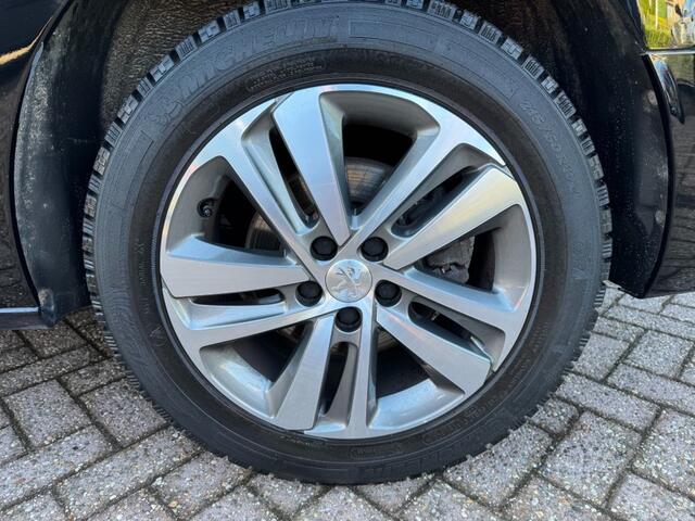 Peugeot EXPERT 2.0 BlueHDI 177PK Autmaat L2, Head-up, Leer, Navi, PDC, LM-velgen