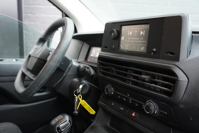 Peugeot EXPERT 1.5 BlueHDi 120PK L2 EURO 6 - Airco - Cruise - PDC - ¤21.950,- Excl.
