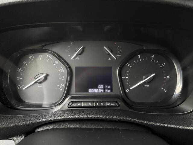 Peugeot EXPERT 2.0 BlueHDI 145PK S&S Lang | Multimedia | Navigatie | Trekhaak | 3-Zit | Dakdragers