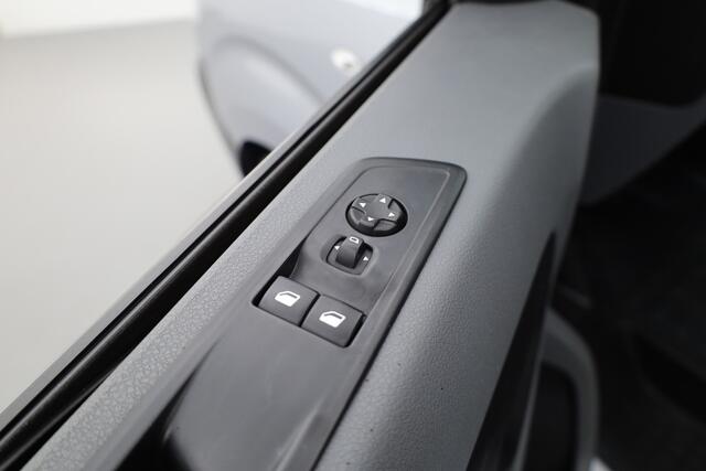 Peugeot EXPERT 1.5 BlueHDI 120 Compact Premium | 2x Stoel | Navi | Apple Carplay | Trekhaak