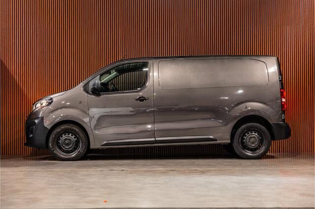 Peugeot EXPERT 2.0 BlueHDI L2 Premium | CarPlay | Navigatie | 3-Zitter | Cruise control | Airco | Nieuwe APK | Orig. NL Auto | L2H1 | Lang