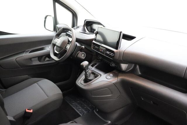 Peugeot PARTNER 1.5 BlueHDi S&S L1 100 PK | Handgeschakeld | 17 X UIT VOORRAAD LEVERBAAR | Airco | Cruise Control | Laadvloer| Apple Carplay | 2-zits | Camera | Stuurwielbediening