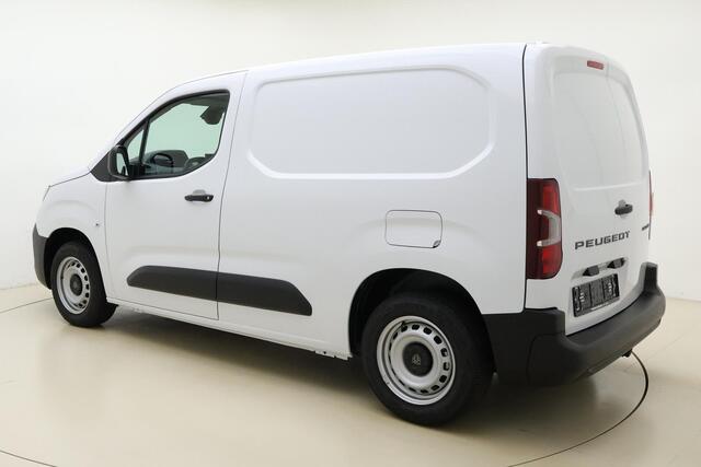 Peugeot PARTNER 1.5 BlueHDi S&S L1 100 PK | Handgeschakeld | 17 X UIT VOORRAAD LEVERBAAR | Airco | Cruise Control | Laadvloer| Apple Carplay | 2-zits | Camera | Stuurwielbediening