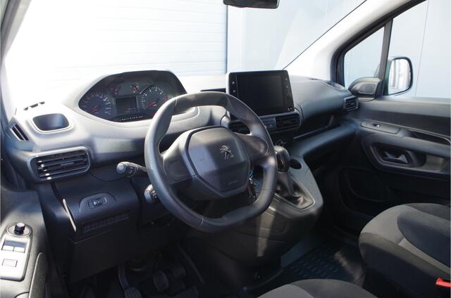 Peugeot PARTNER 1.5 BlueHDI Premium > Trekhaak/Apple Carplay/Android Auto/All season banden...