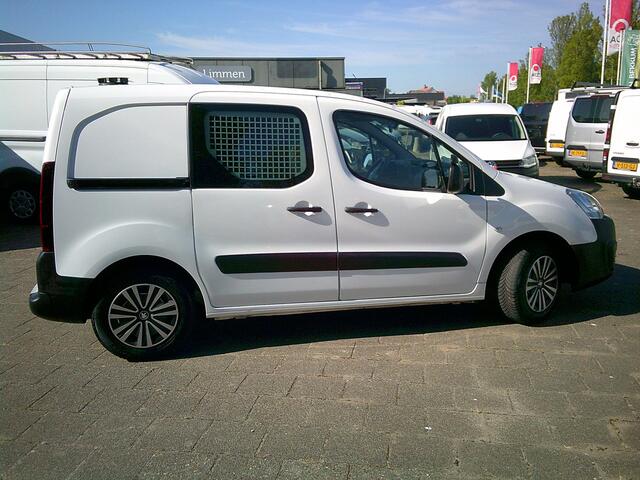 Peugeot PARTNER 120 1.6 BlueHDi 100 L1 Première VOORZIEN VAN AIRCO+CRUISE !! BTW/ BPM VRIJ !!