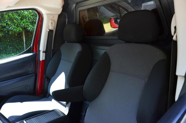 Peugeot PARTNER 1.6 BlueHDi 75 L1 Airco/Navi/Trekhaak/Cr-Controle