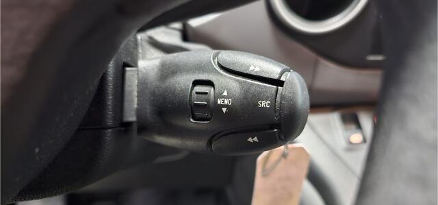 Peugeot PARTNER 120 1.6 BlueHDi 75 L1 Première