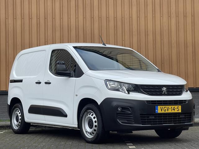 Peugeot PARTNER 1.5 BlueHDI Premium | Cruise Control | Parkeersensoren Achter | Apple Carplay | Android Auto | Stop-Start Systeem | Navigatie |