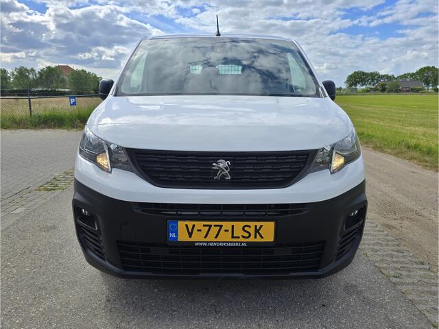 Peugeot PARTNER 1.2 PureTech Premium BENZINE - 110 Pk - Euro 6 - Airco -Cruise Control