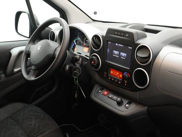 Peugeot PARTNER Active * 16.946 KM * 100% EV / Pdc.+Camera / Navigatie / 2x Schuifdeur / Airco / Apk apr-2027