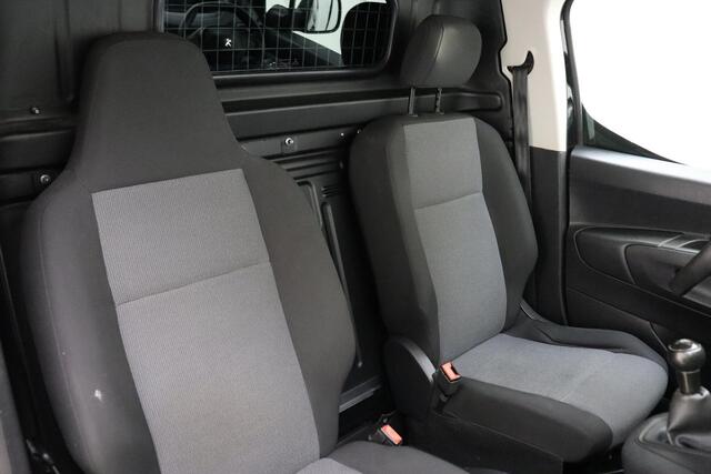 Peugeot PARTNER 1.5 BlueHDI Pro 75 PK | Handgeschakeld | Imperiaal | 2-zits | Trekhaak | Laadvloer | Airco | Radio | 1e eigenaar