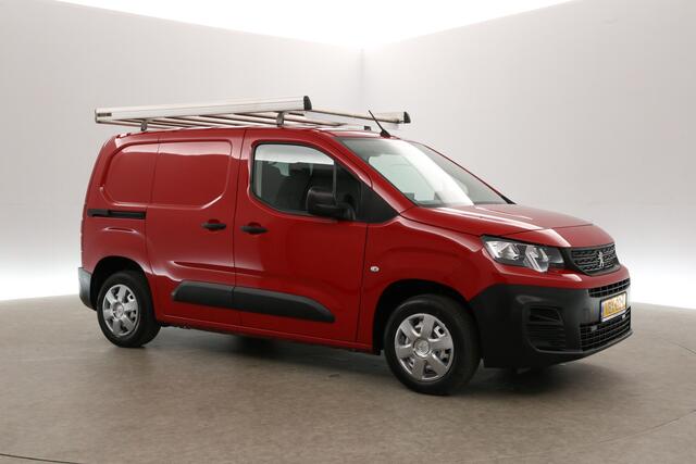 Peugeot PARTNER 1.5 BlueHDI L1H1 | MARGE! | Airco Carplay Trekhaak Navi Imperiaal Schuifdeur