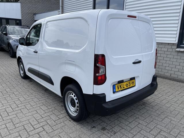 Peugeot PARTNER 1.2 PureTech Premium / benzine grijs kenteken / vaste prijs rijklaar ¤ 13.450 ex btw / airco / cruise control / schuifdeur / navigatie / armsteun / euro 6 / lease vanaf ¤ 227